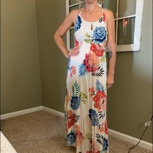 Rip Curl XS NWT BEACHY MAXI DRESS